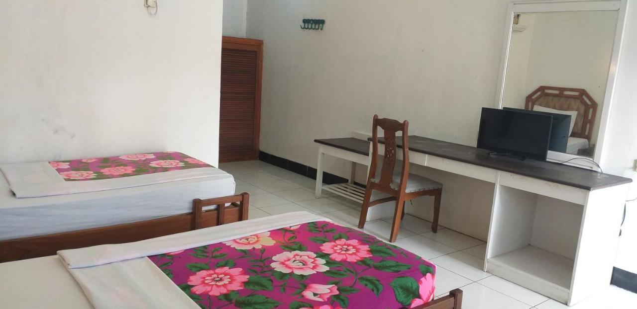 Intan Hotel Purwakarta Exterior foto